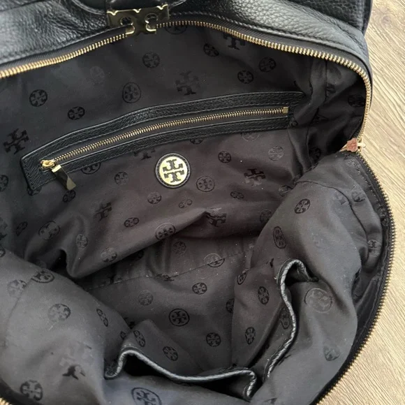 Tory Burch Black/Gold Leather Purse - Picture 6 of 6